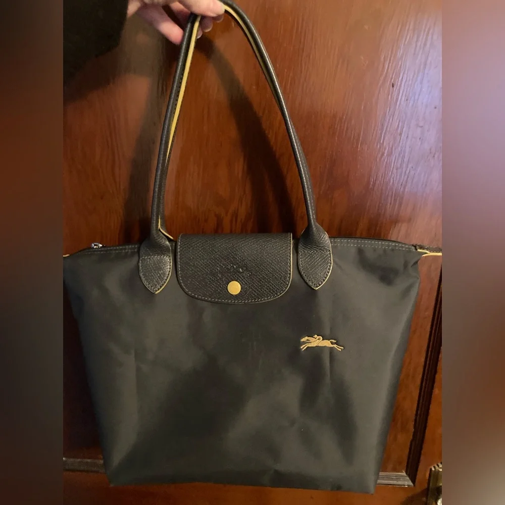 Longchamp Le Pliage Tote - Picture 1 of 14